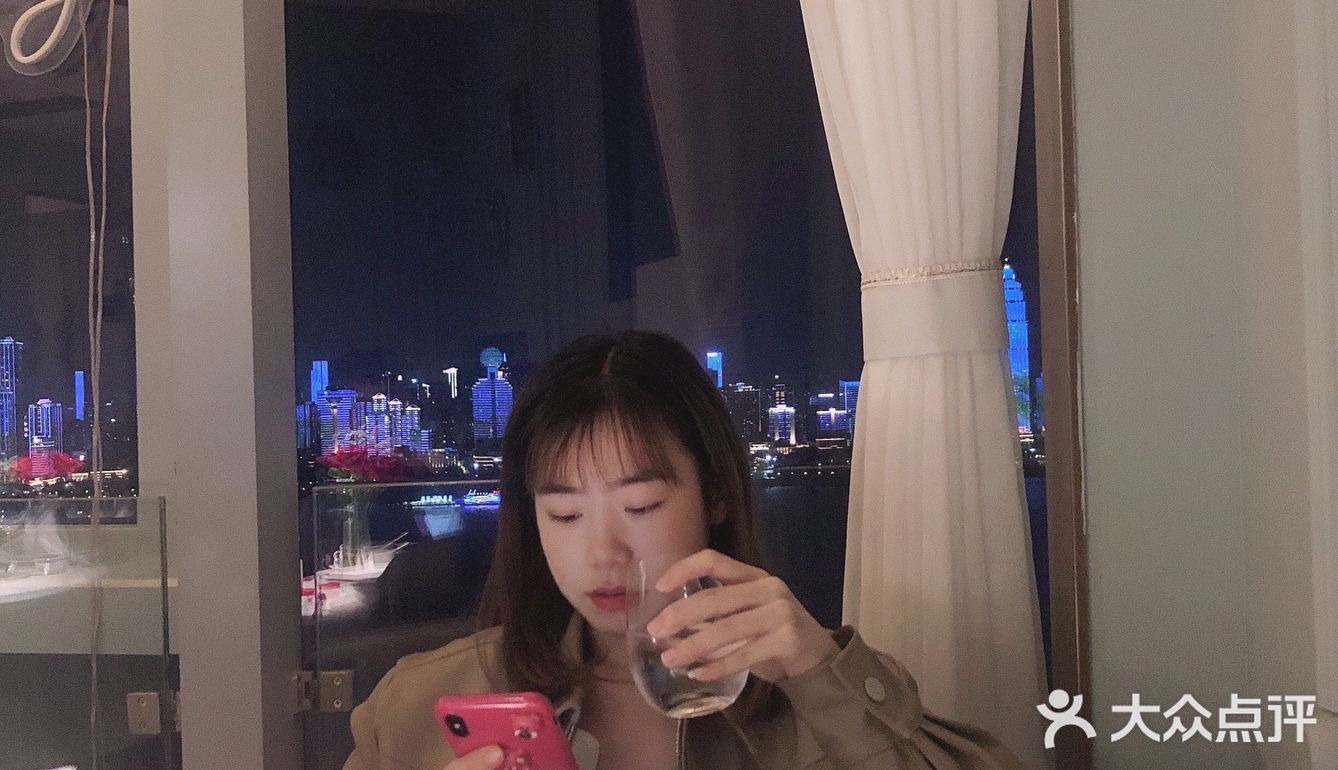 不算甜腻惠灵顿牛排也非常赞