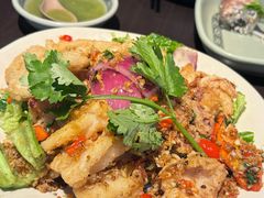 -大头虾越式风味餐厅(光明广场店)