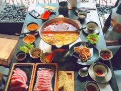 -湊湊火锅·茶憩(新中关购物中心店)