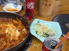 -亲昵春川鸡排(韩国美食街店)