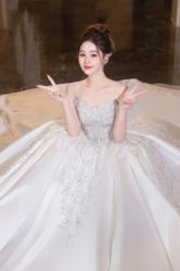 -欣薇婚纱(新源乐汇城店)