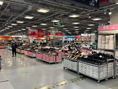 -上品折扣(回龙观店)