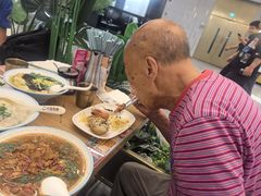 -小杨生煎(白玉兰广场店)