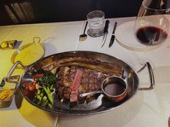 特色澳洲和牛战斧牛排-Kathleen's Waitan 凯圣琳江景西餐厅(外滩店)