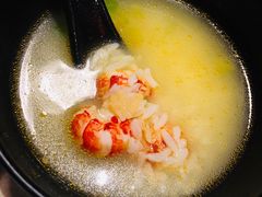-沪小胖小龙虾(淮海中路旗舰店)