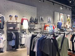 -adidas(滔搏朝阳大悦城店)