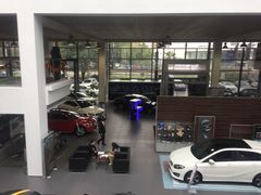 -上海星瀚奔驰4S店(红柳路店)