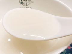 -樾餐厅泰式海鲜火锅(民歌湖店)
