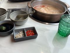 -喃喃椰·糟粕醋·椰子鸡火锅(七堡花园店)