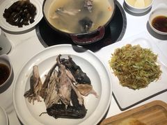 -黑鸡小馆(金源店)