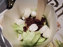 抹茶红豆年糕麦旋风-麦当劳(浦珠路得来速店)