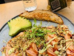 烤三文鱼沙拉-O'mills Sourdough Bakery&Bistro(永嘉路店)