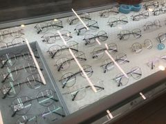 -明月眼镜(三坝店)