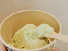 开心果烤榛子碎-LUNEURS月乐诗 冰淇淋咖啡(环贸店)