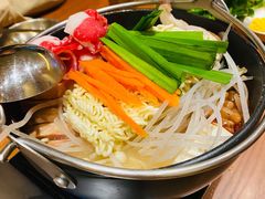 泡菜肥牛部队锅-春熙台韩国料理·章鱼肥牛(西丽店)