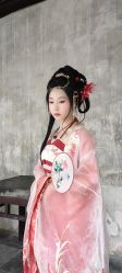 -一揽芳华汉服旗袍体验馆(拙政园店)
