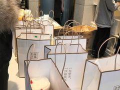 -奈雪的茶(亨特国际广场店)