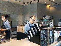 -瑞幸咖啡(汇日央扩国际广场店)