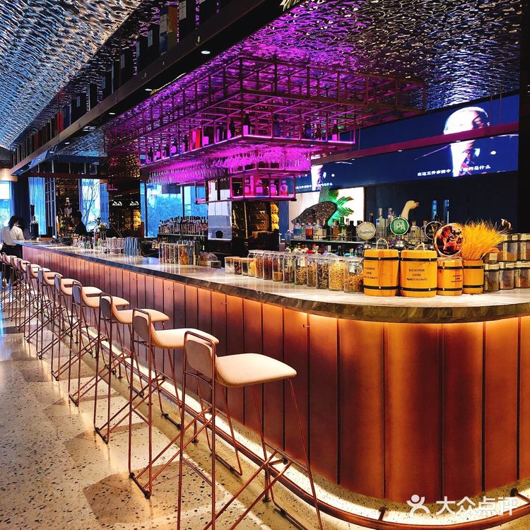 杭州氛围感💯西餐厅——EATA牛肉酒廊