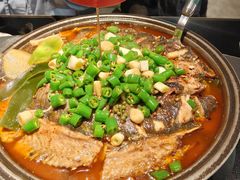 -辣尚瘾·烤鱼·新川菜(牡丹园直营店)