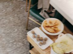 -三人行骨头王火锅(长寿店)