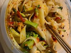 -魏家凉皮(博水商务大厦店)