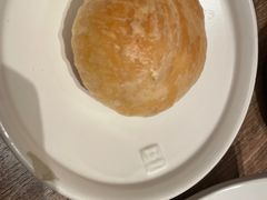 现烤鲜花饼-云海肴云南菜(浦江欢乐颂店)