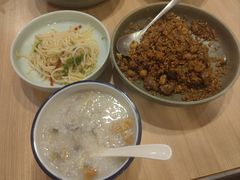 -宏状元现熬粥·京味菜(三里河店)