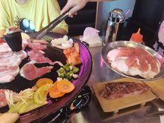 -豚豚家돈돈가韩国锅盖烤肉(新北万达店)