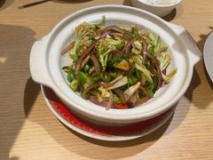-渝信川菜 · 川味家常菜(财富购物中心店)