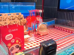 -海底捞火锅(长宁路龙之梦店)