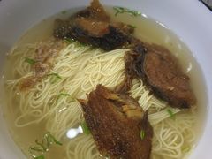 -百年老字号·观振兴蟹黄面·三虾面·苏式面(观前街富仁坊巷店)