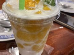 -Dang restaurant (patong phuket)
