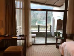 -中铁花水湾温泉酒店(大邑店)