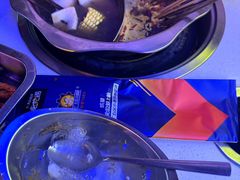 -钢管厂五区小郡肝串串香火锅(人民广场店)
