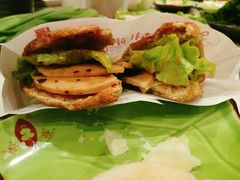 爱情扎萨-一叶一世界·素食餐厅(锦华万达店)