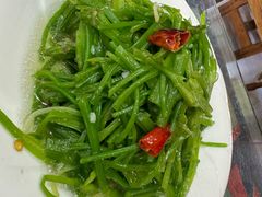 -泸沽肴(泸沽湖大洛水村农村信用社旁店)