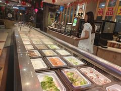 -尚品海鲜肥牛自助火锅(湖明店)