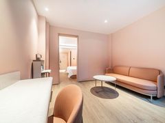 -汉庭(成都九眼桥牛王庙地铁站店)