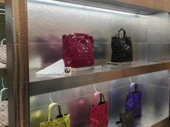 -三宅一生 (阪急梅田本店)