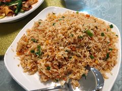 招牌海胆炒饭-皓景海鲜·地标美食(双月湾店)
