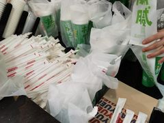 -桂桂茶(滨江百联店)
