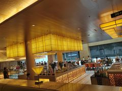 -东西风牛排馆周末烧烤自助(首都机场希尔顿店)