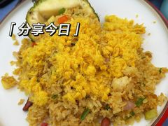 -拾光音乐餐酒吧(告庄星光夜市店)