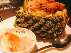 菠萝海鲜炒饭-美奈小馆·越南料理(中航城君尚购物中心店)