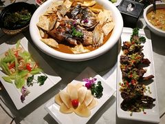 -阿三鱼头泡饼·家常菜