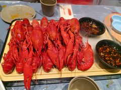 -肥肥虾庄·金牌油焖大虾(杨园滨江时代walk店)