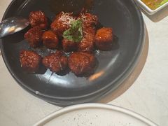 -荟廷·晶萃(陆家嘴尚悦湾店)