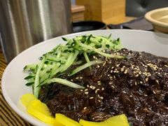 韩式炸酱面-吴草鸡爪오초닭발韩食堂(融恒盈嘉中心店)
