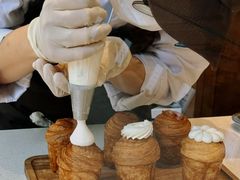 -VERIE BAKEHOUSE